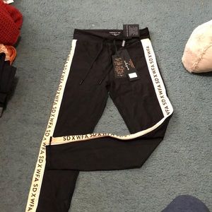 Sarah’s day X white fox active leggings